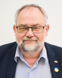 piotr adamowicz