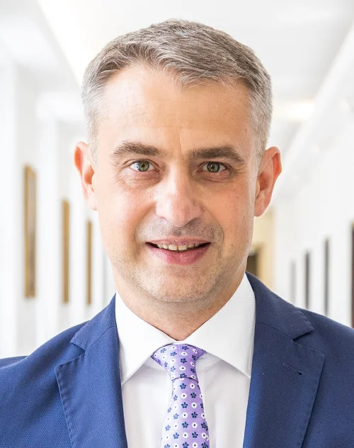 krzysztof gawkowski