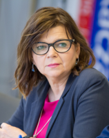 izabela leszczyna